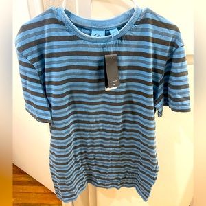 NWT Mens Quiksilver striped shirt. Size medium